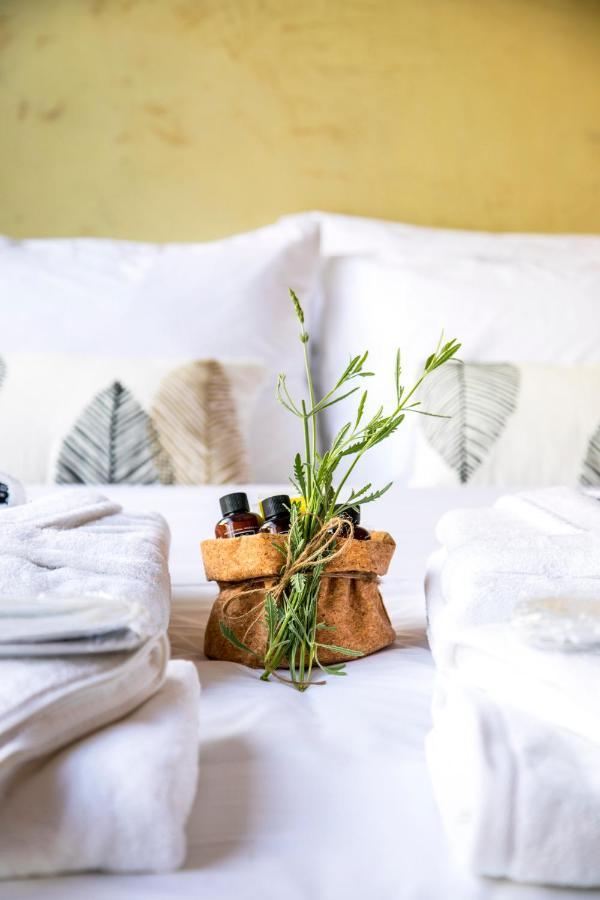 Eunoia - Monastiraki Square Suite Beautiful Living In The Heart Of Atenas Exterior foto